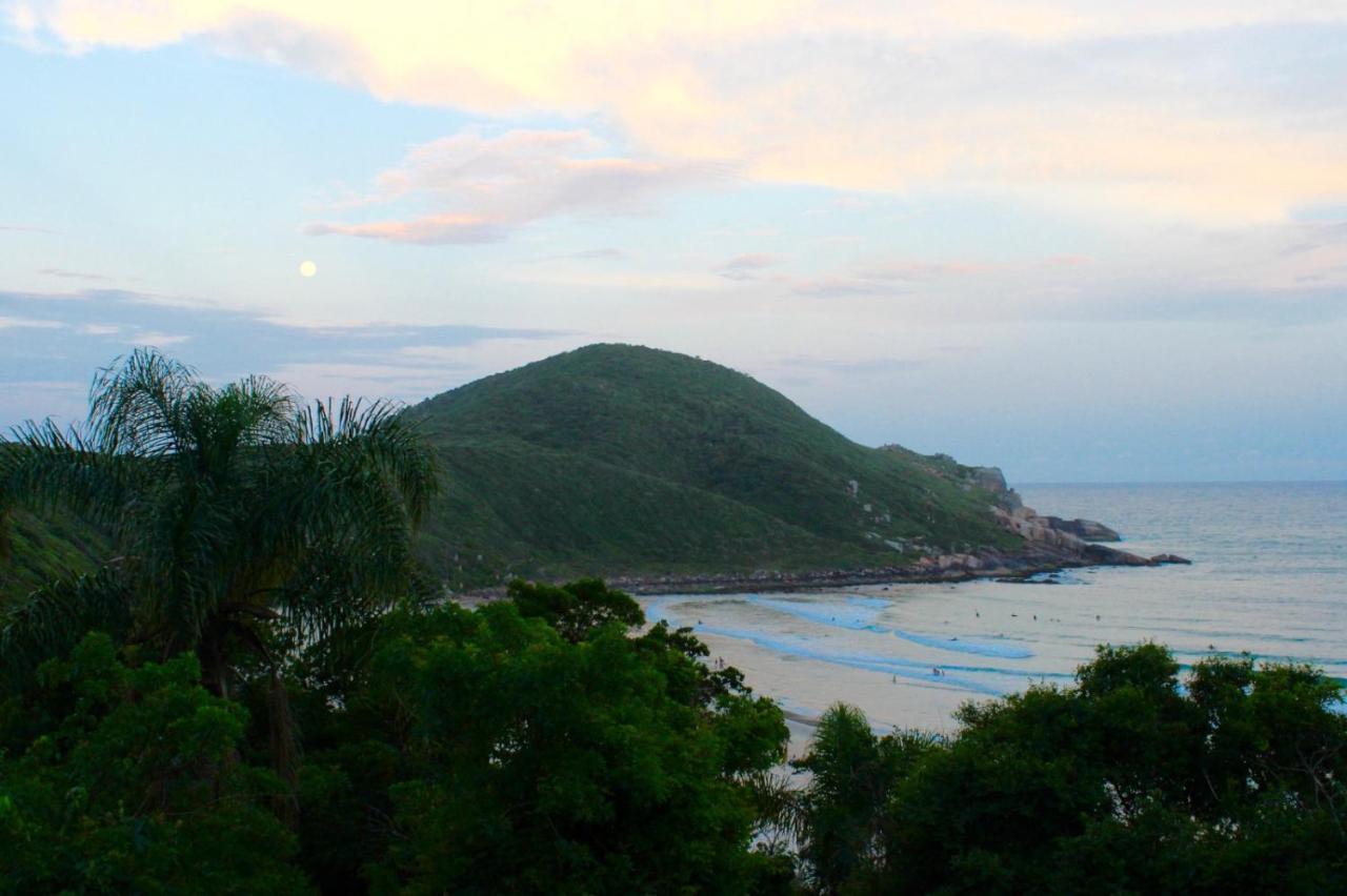 Chales Vale Da Lua - Praia Do Rosa Exterior photo